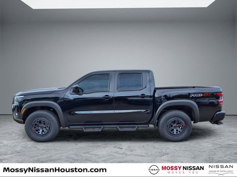 New 2026 Nissan Frontier PRO-4X w/ Tow Package image 8