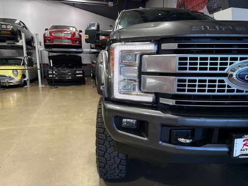 Used 2017 Ford F250 Platinum w/ Platinum Ultimate Package AWD/4WD image 66