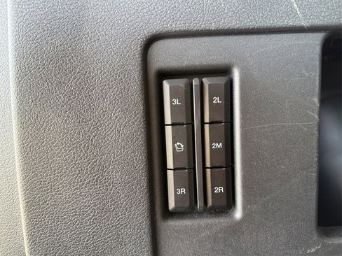 Certified 2024 Ford Expedition Max XLT image 27