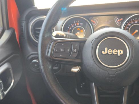 Used 2018 Jeep Wrangler Unlimited Sport AWD/4WD image 21