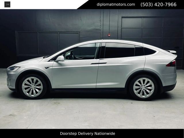 Used 2016 Tesla Model X P90D AWD/4WD image 4