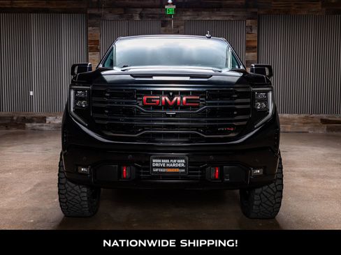 Used 2022 GMC Sierra 1500 AT4 w/ AT4 Premium Package image 4