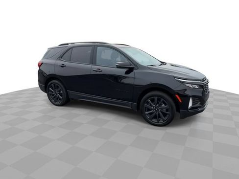 Certified 2024 Chevrolet Equinox RS FWD image 2