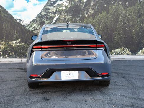 New 2026 Toyota Prius Limited image 5