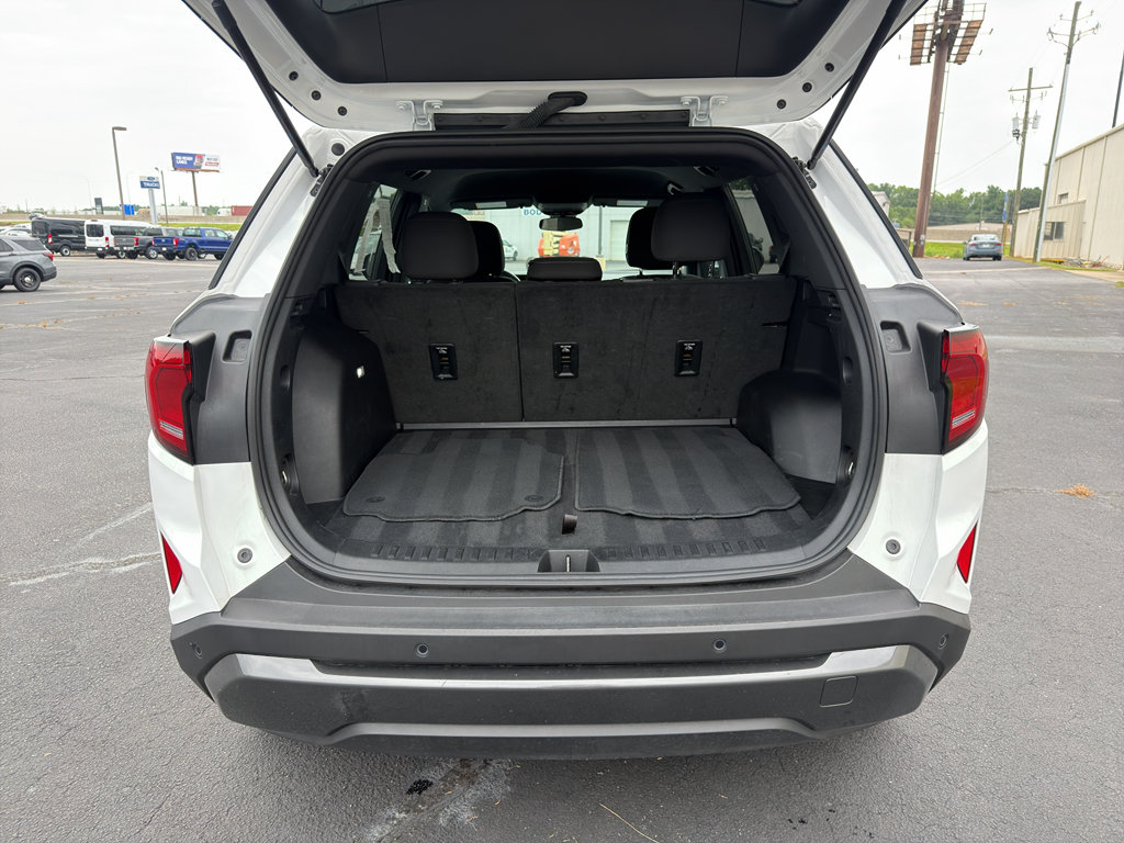 Used 2025 GMC Terrain Elevation FWD image 27