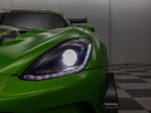 Used 2017 Dodge Viper GTC w/ ACR Package image 34