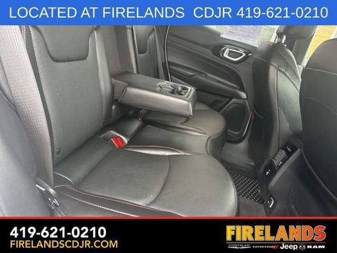 Used 2023 Jeep Compass Trailhawk w/ Trailhawk Elite Group AWD/4WD image 13