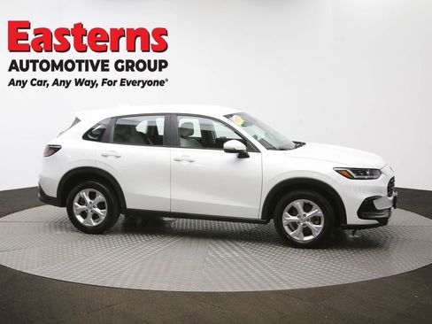 Used 2023 Honda HR-V LX image 44