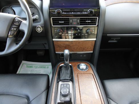 Used 2021 Nissan Armada SL w/ Captain's Chairs Package image 30