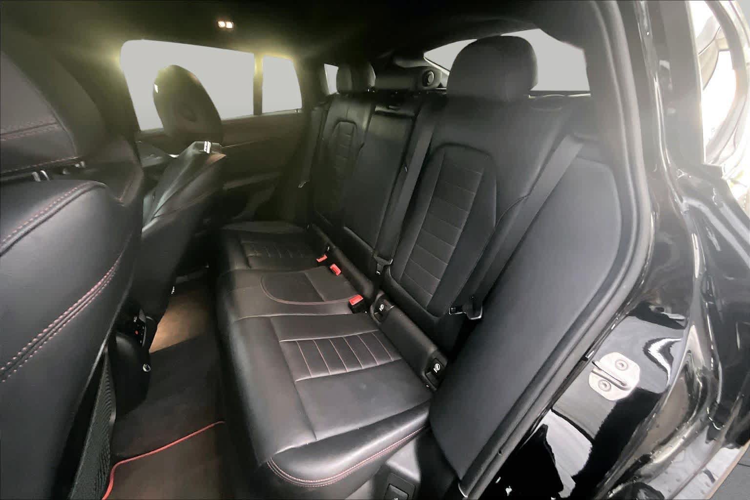 Used 2019 BMW X4 xDrive30i w/ M Sport Package AWD/4WD image 21