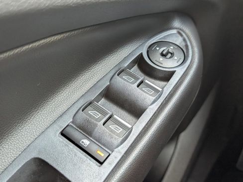 Used 2019 Ford Escape SEL image 44