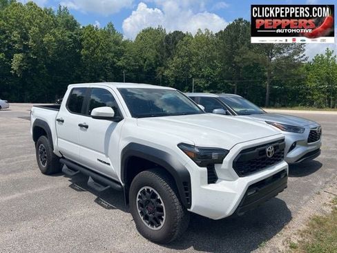 Used 2024 Toyota Tacoma TRD Off-Road AWD/4WD image 2