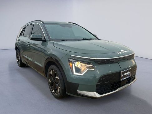 Used 2023 Kia Niro Wind FWD image 3