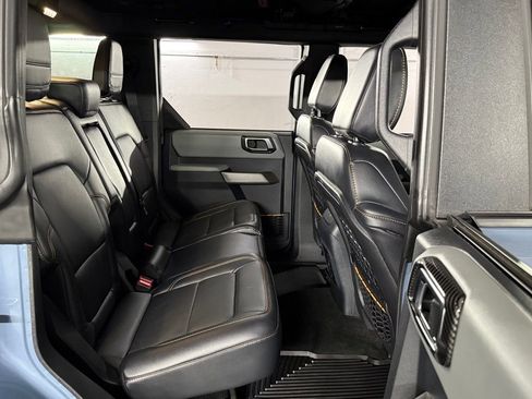 Used 2023 Ford Bronco Badlands AWD/4WD image 25