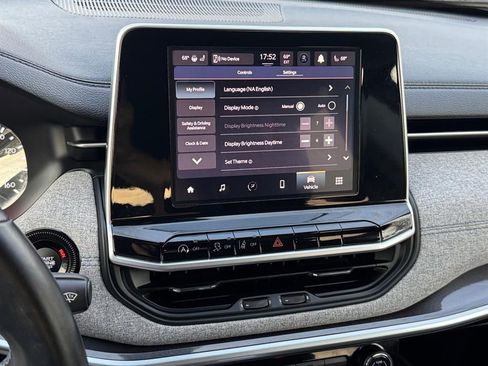 Used 2022 Jeep Compass Latitude w/ Convenience Group image 21