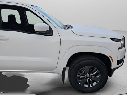 New 2026 Nissan Frontier SV w/ Tow Package image 3