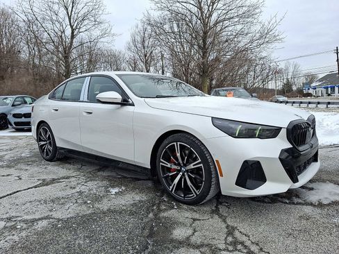 New 2026 BMW 540i xDrive w/ M Sport Package image 1