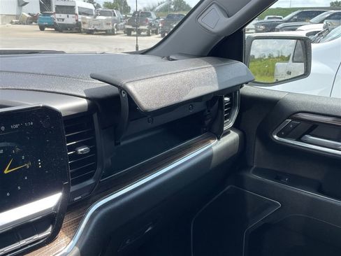 Used 2023 Chevrolet Silverado 1500 LT w/ Protection Package image 33