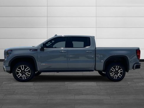 Used 2025 GMC Sierra 1500 AT4 w/ AT4 Premium Package AWD/4WD image 6