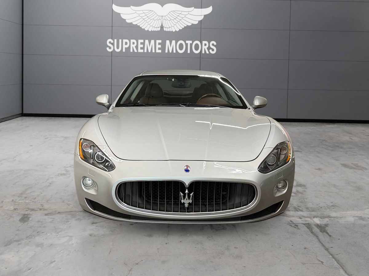 Used 2010 Maserati GranTurismo S RWD image 8