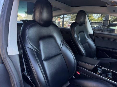 Used 2018 Tesla Model 3 RWD image 20