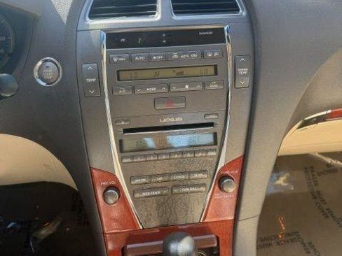 Used 2011 Lexus ES 350 FWD image 17