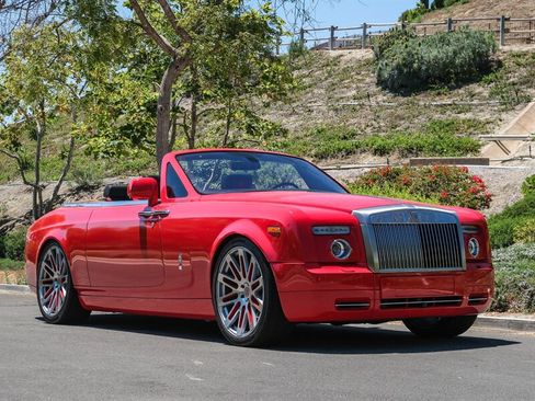 Used 2010 Rolls-Royce Phantom Drophead Coupe image 5