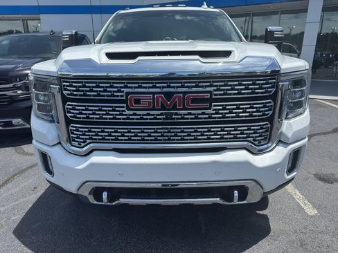 Used 2021 GMC Sierra 2500 Denali AWD/4WD image 2