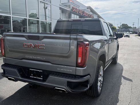 Used 2021 GMC Sierra 1500 Denali w/ Denali Premium Package AWD/4WD image 3