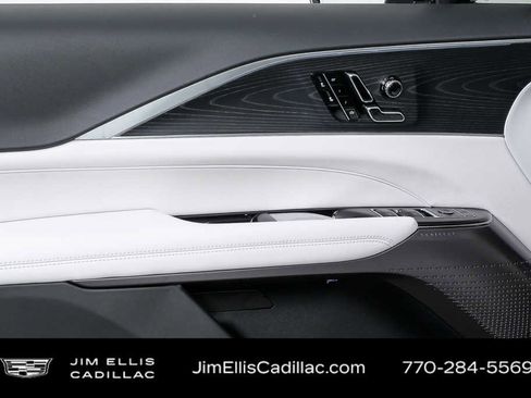 New 2026 Cadillac Lyriq Sport image 6