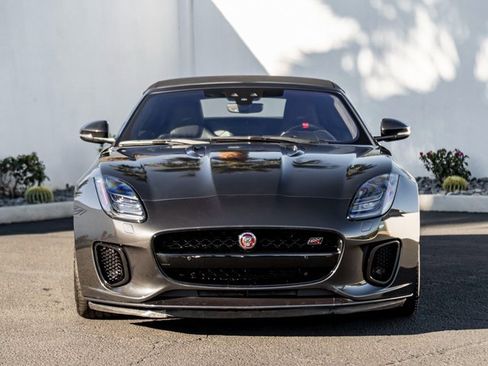 Used 2020 Jaguar F-TYPE Convertible image 3