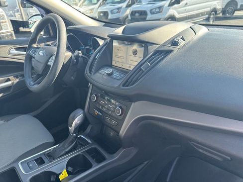 Used 2019 Ford Escape SE image 31