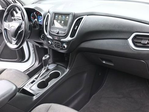 Used 2019 Chevrolet Equinox LT FWD image 28