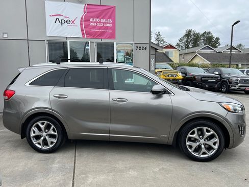 Used 2016 Kia Sorento SX AWD/4WD image 8
