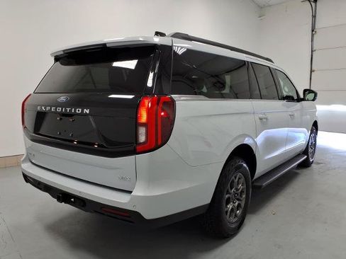 Certified 2025 Ford Expedition Max Active RWD image 3