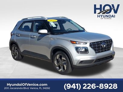 Certified 2022 Hyundai Venue SEL w/ Cargo Package