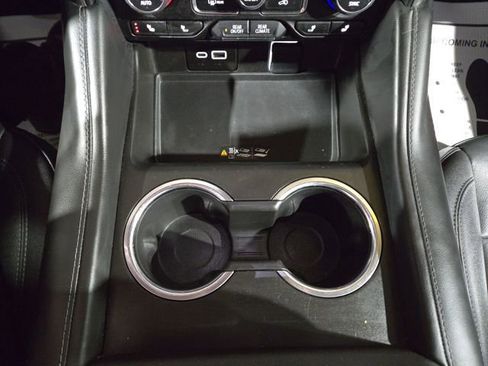 Used 2024 Chevrolet Tahoe LT image 21