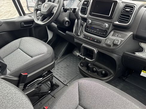 New 2026 RAM ProMaster 2500 w/ Quick Order Package 22G SLT image 14