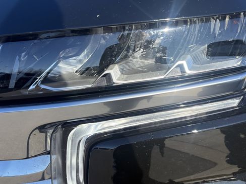 Used 2023 Chevrolet Tahoe High Country image 6