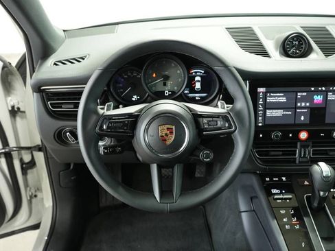 New 2026 Porsche Macan S image 13