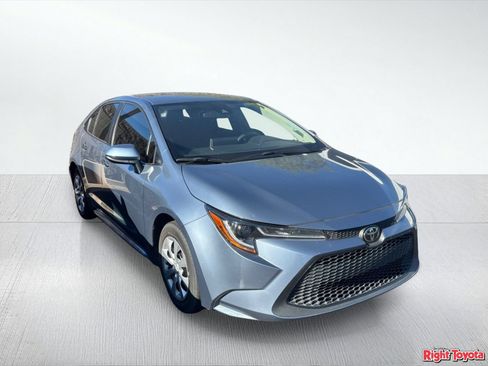 Used 2021 Toyota Corolla LE w/ Carpet Mat Package (TMS) FWD image 5