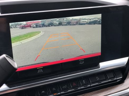 Used 2022 Chevrolet Silverado 1500 LT w/ Z71 Off-Road Package image 20