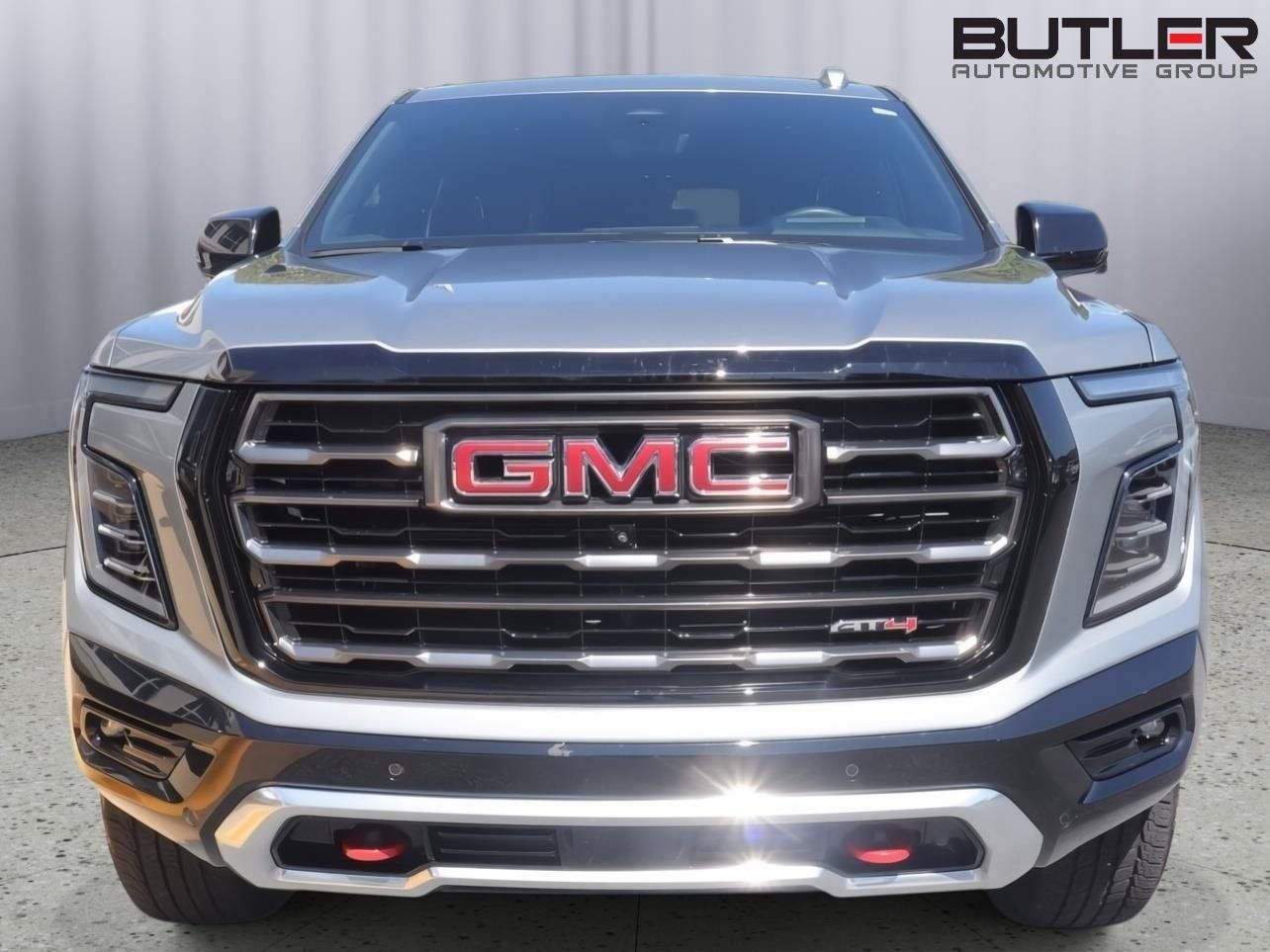 Used 2026 GMC Yukon AT4 Ultimate w/ LPO, Floor Liner Package AWD/4WD image 2