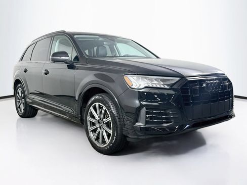 Used 2023 Audi Q7 2.0T Premium Plus w/ Premium Plus Package AWD/4WD image 2