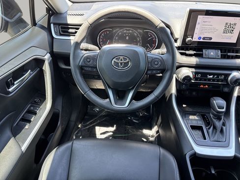 Used 2023 Toyota RAV4 XLE Premium FWD image 14
