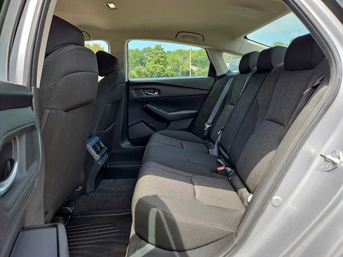 Used 2025 Honda Accord LX image 10