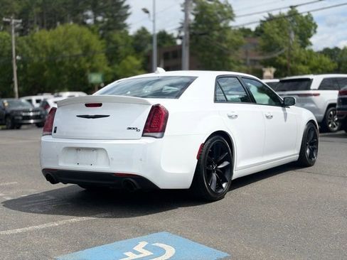 Used 2023 Chrysler 300 C RWD image 9