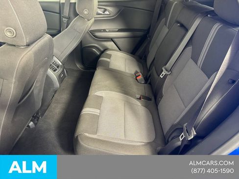 Used 2025 Chevrolet Blazer LT FWD image 24