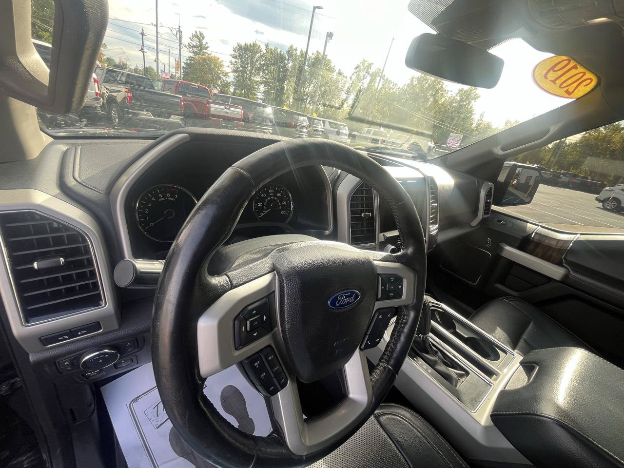 Used 2018 Ford F150 Lariat w/ Equipment Group 502A Luxury AWD/4WD image 15