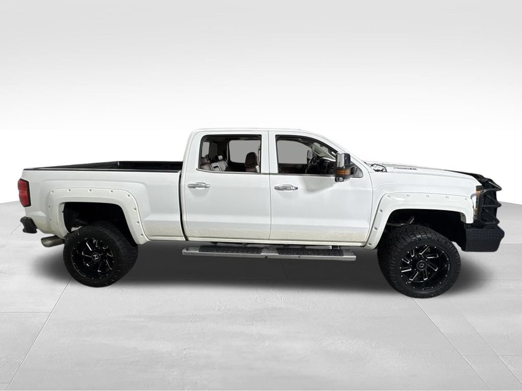 Used 2016 Chevrolet Silverado 2500 High Country w/ Duramax Plus Package AWD/4WD image 11